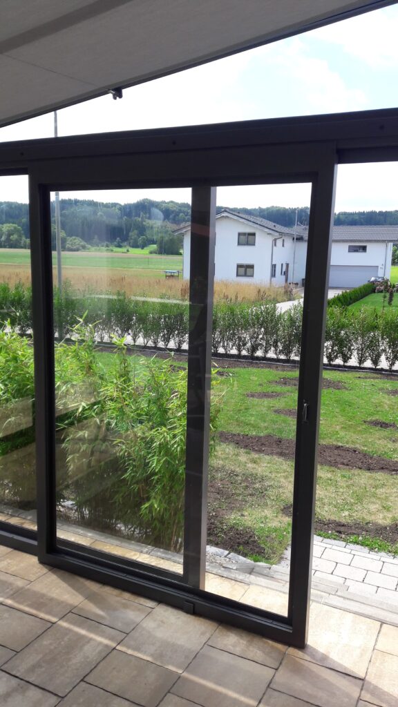 Glas-Schiebetür Terrasse