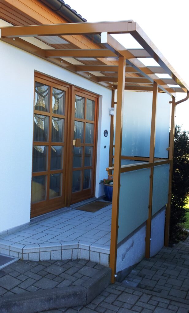 Überdachung Eingangstür